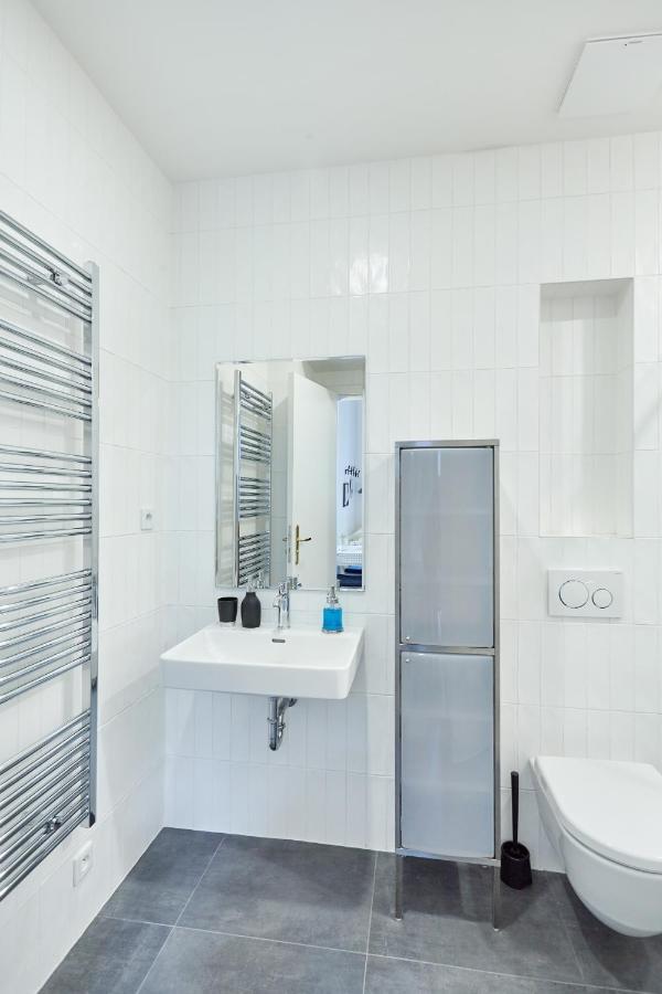 Savor Apartments Praha Bagian luar foto